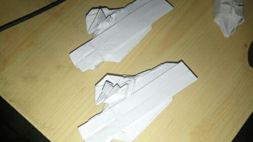 折纸航空母舰