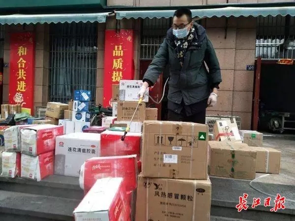 全市386个网点收寄快递，3种方式可寄件