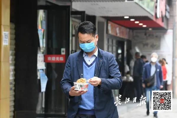 热干面！豆皮！面窝！武汉人的过早回来了！