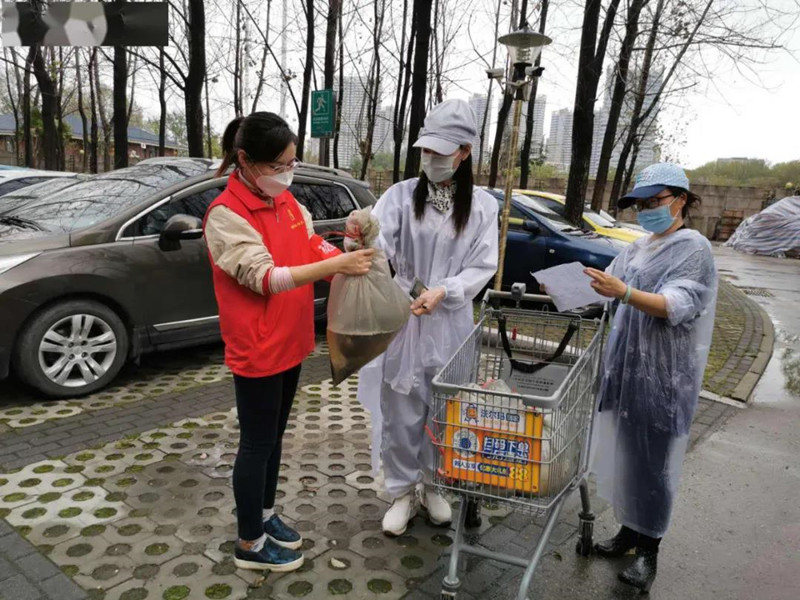 在平凡岗位上续写不平凡的故事，央媒关注武汉战疫志愿者