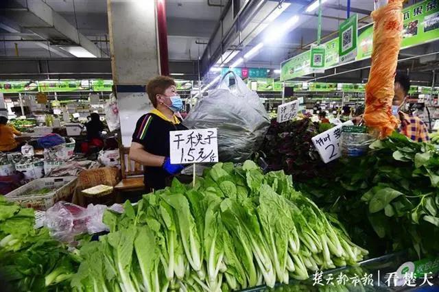 品种丰富供应充足，武汉“一元菜”越来越多