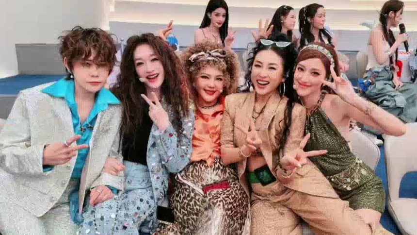 凑热闹追热点：王濛团《普通Disco》点亮全民健身新浪潮
