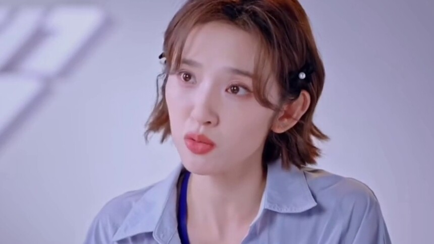 凑热闹整二创：从喜剧担当到荣耀队长 谁说甜妹不能扛事！