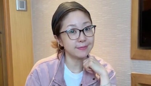 张雅莲的小课堂：月子期间要不要亲自带孩子睡觉？