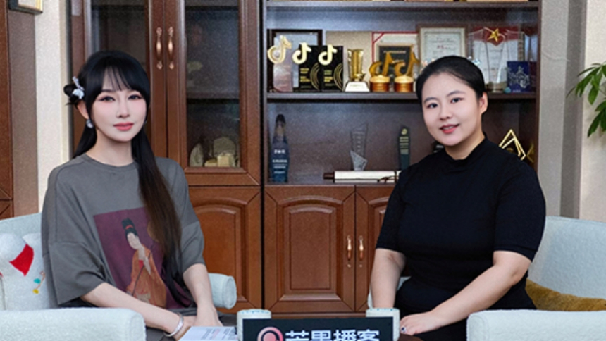 万物有生 第1期：萨顶顶对话段睿：如果蔡磊好了 我想说“我好累 不干了”
