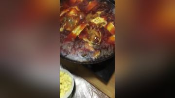 老爸自制火锅，绝赞。
