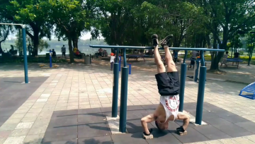 徒手健身，美滋滋。