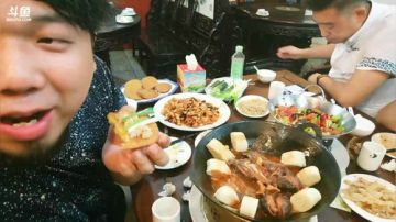 特色探店:东坡熬鱼馆！ 2017-09-16 19点场