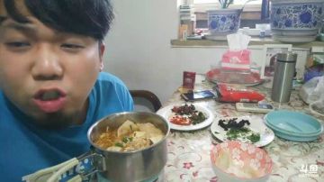 下夜班到家吃个早午饭！ 2017-09-17 09点场