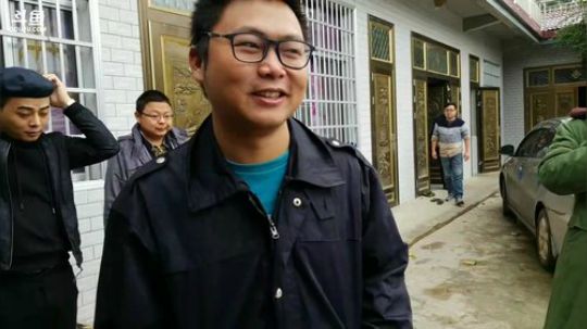 带着水友钓超级大鱼。 2017-10-05 09点场