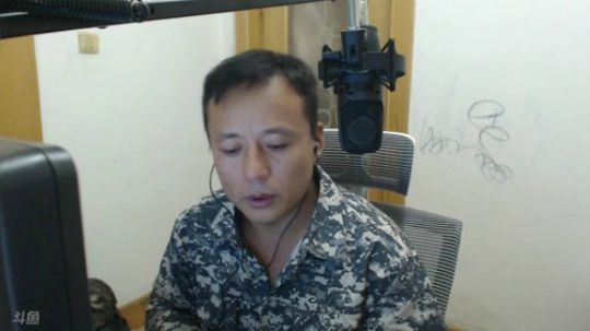 【威海大叔】晚上八点半鱼市酒店见！ 2017-10-05 23点场