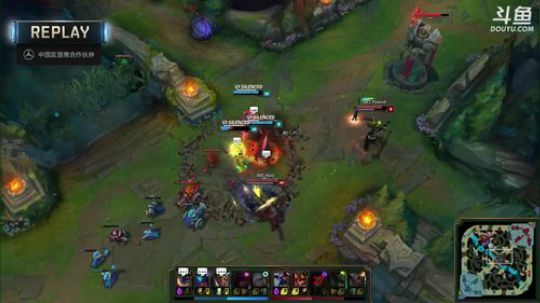 S7小组赛 EDG VS SKT-10.06