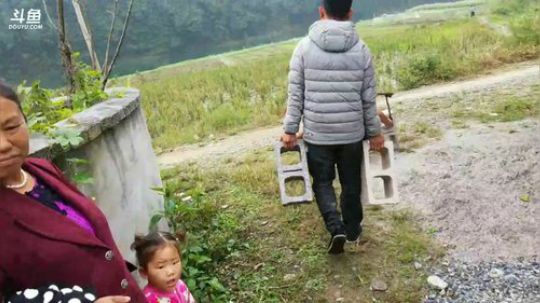 魅力勇闯盛典，公益勇往向前 2017-10-24 09点场