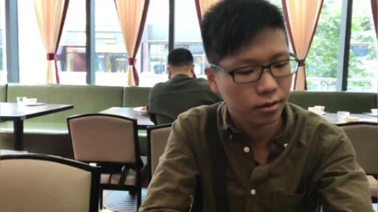 余小C：聊会天，在户外。 2017-10-29 11点场