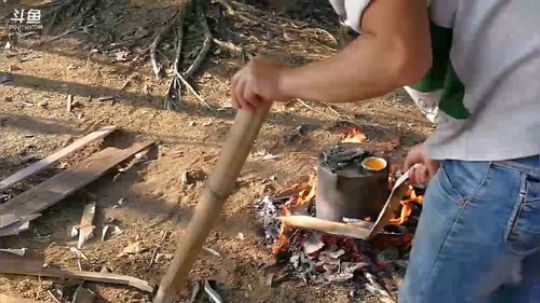 这样做烤鸡你见过？ 2017-11-08 15点场