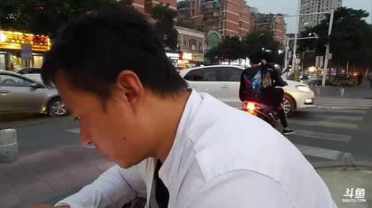 【威海大叔】购物，准备出发。 2017-11-11 17点场