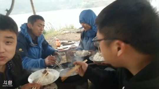 建造湖景别墅！ 2017-11-19 15点场