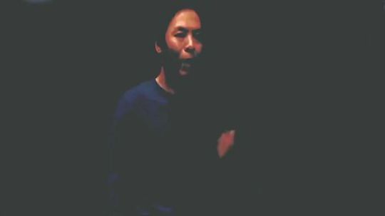 “捂脸”表情的人物原型是谁？你知道吗？