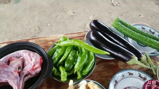 水库美景美食美人帅哥老二美滋滋。 2017-12-01 13点场