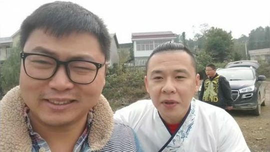 水库美景美食美人帅哥老二美滋滋。 2017-12-01 11点场