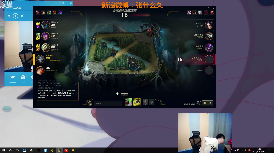 叫我久哥哥的直播精彩时刻：久哥哥：假装打不过 秀就完了。