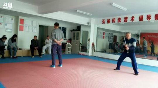 太极形意。青峰传统武术健身会馆 2017-12-14 10点场