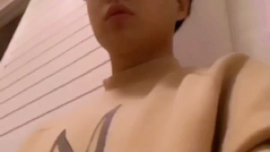 林蒙m发布了一个斗鱼视频2017-12-19