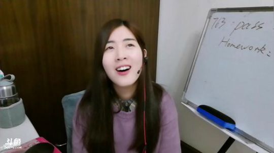 娜娜：回来晚了，成深夜档了～那就聊几句吧 2017-12-28 21点场