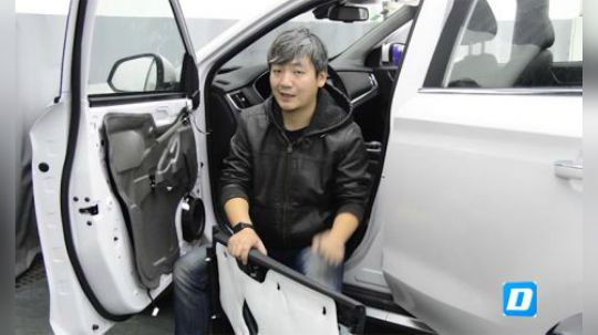电动车空气质量是否安全？荣威ERX5内饰拆解