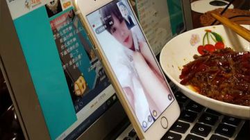 深夜食堂，自制烧烤。 2017-05-24 03点场