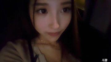520
我爱你，你爱我吗 2017-05-21 01点场