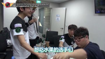 [ T1 Camera ep.25] 聊天群里的一张照片！