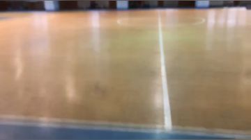 大牙: 小姐姐篮球ing。 2017-06-30 19点场