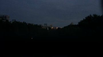 晚间直播  华景北苑拍车 2017-07-03 19点场