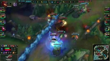 【短视频】英雄联盟洲际对抗赛 SSG vs EDG 7.9