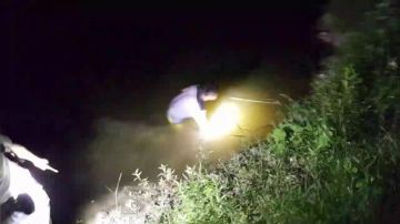 狂风暴雨中的甲鱼钓！ 2017-07-16 21点场