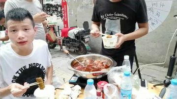 户外转盘火锅，吃什么你们说了算！ 2017-07-18 18点场