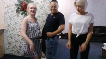 姐夫第一天试播老铁们 2017-07-20 00点场