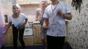 姐夫第一天试播老铁们 2017-07-20 01点场