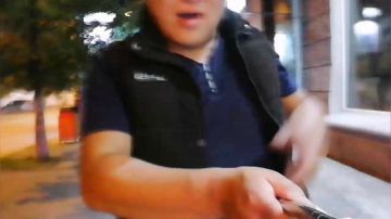 俄罗斯美女洗四哥超跑，美滋滋 2017-07-26 00点场