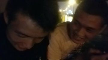 《创业》靠双手赚钱为大家买iphone8 2017-08-07 21点场