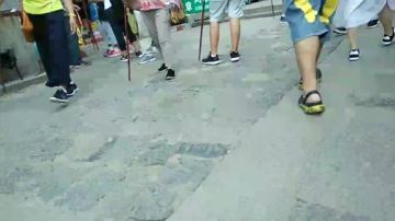 徒步 登泰山3过中天门，向南天门进发 2017-08-08 10点场