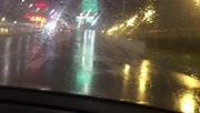 什么时候弹幕能像这雨幕就好了