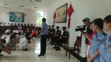 打击传销窝点 让受蒙蔽的传销者回归正途 2017-08-16 10点场