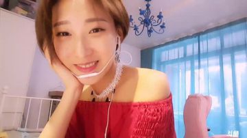 来看我一年一次的生日尬舞 2017-08-23 13点场