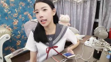 小姨子变装季：换个视角 2017-08-23 18点场