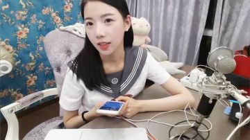 小姨子变装季：换个视角 2017-08-23 20点场