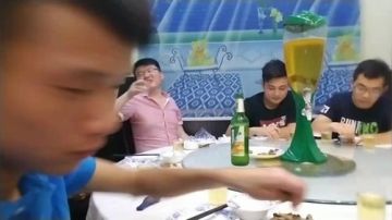 在奶菲直播间497842 2017-08-24 22点场