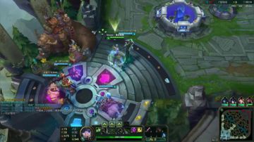 黑白锐雯,还是打排位吧。。 2017-08-28 20点场