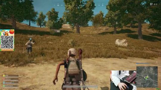 这里有个老实人。大家快来欺负他！